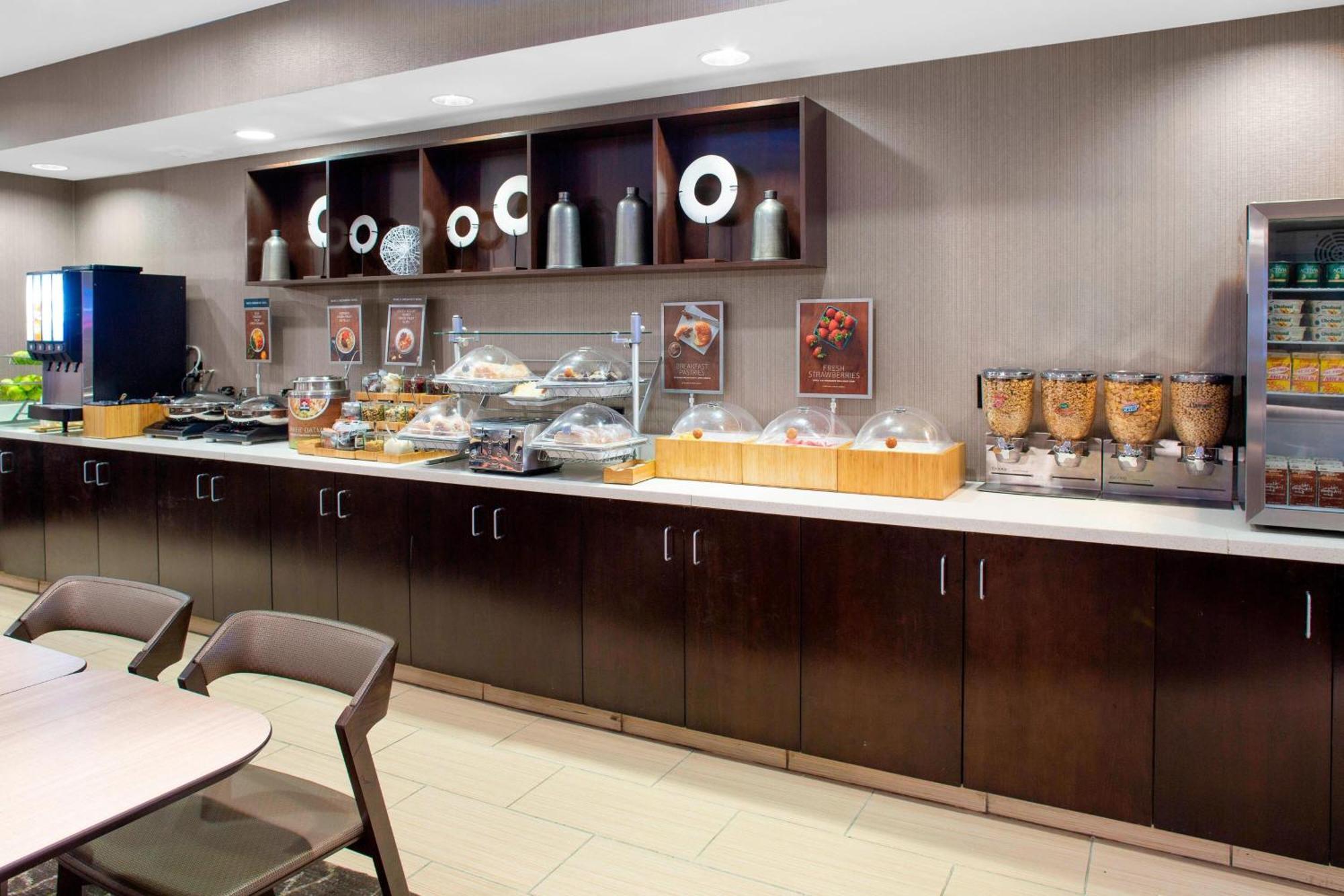 Springhill Suites By Marriott Memphis East Galleria Eksteriør billede