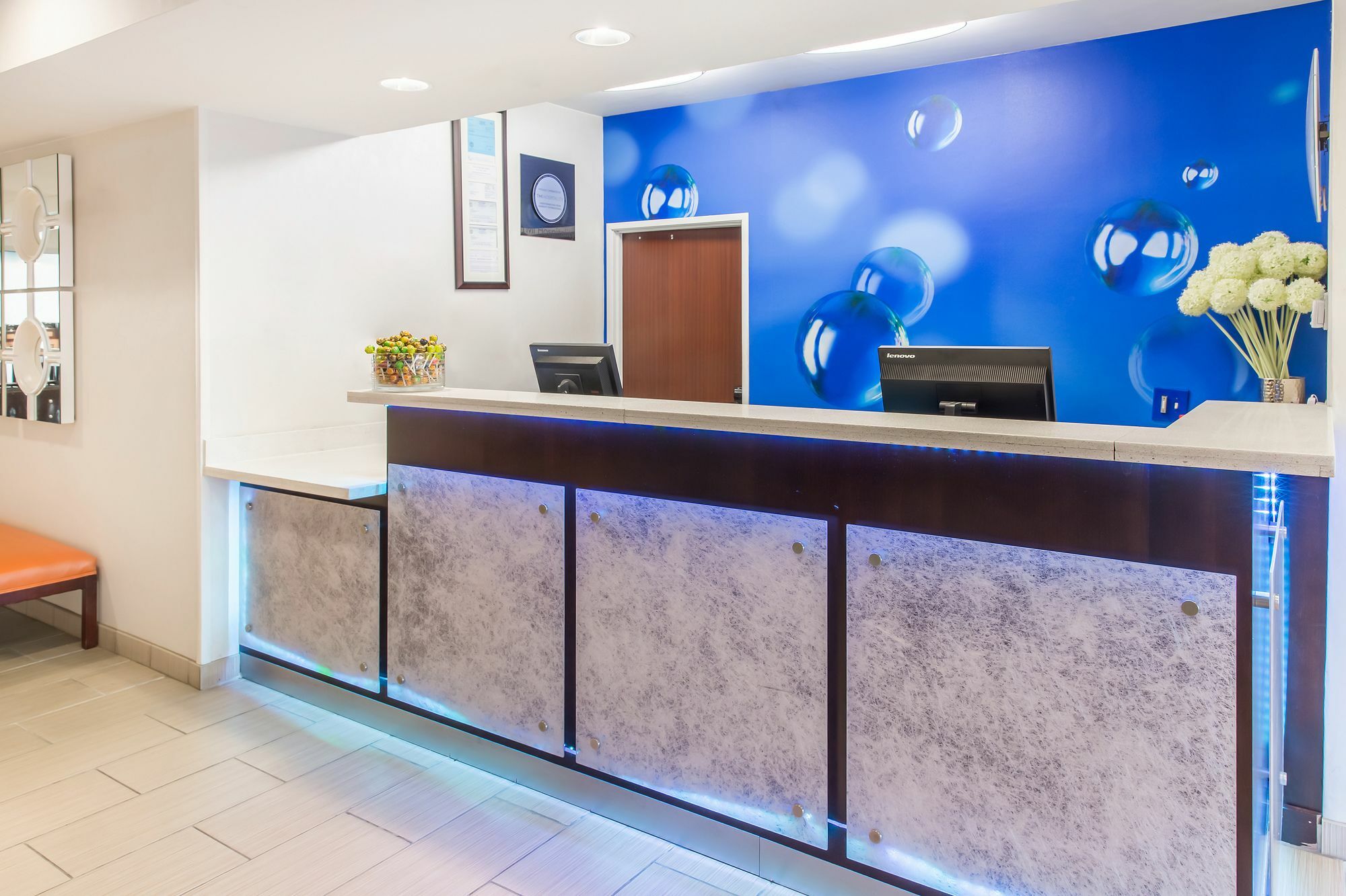 Springhill Suites By Marriott Memphis East Galleria Eksteriør billede
